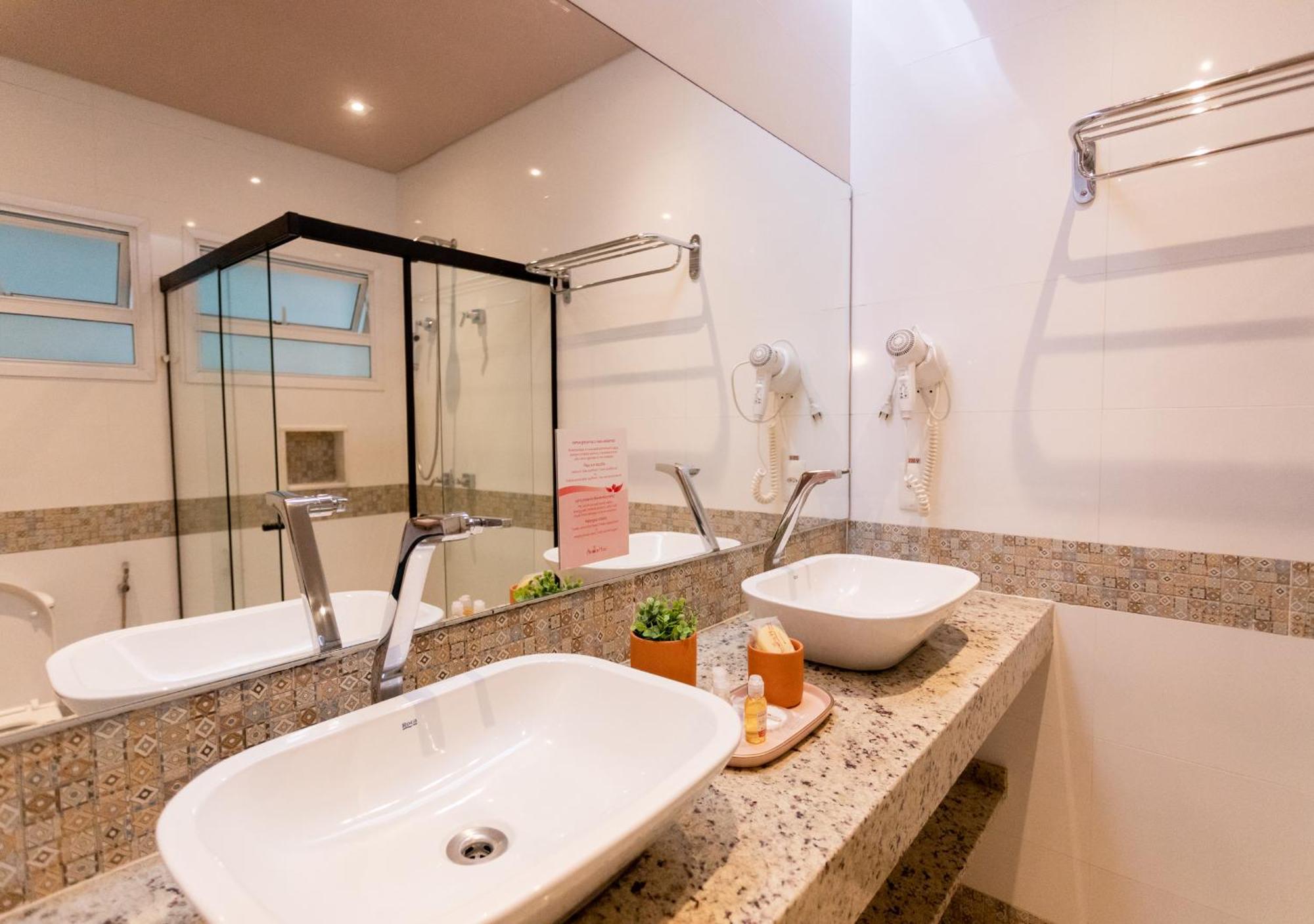 Amora Hotel מרזיאס מראה חיצוני תמונה
