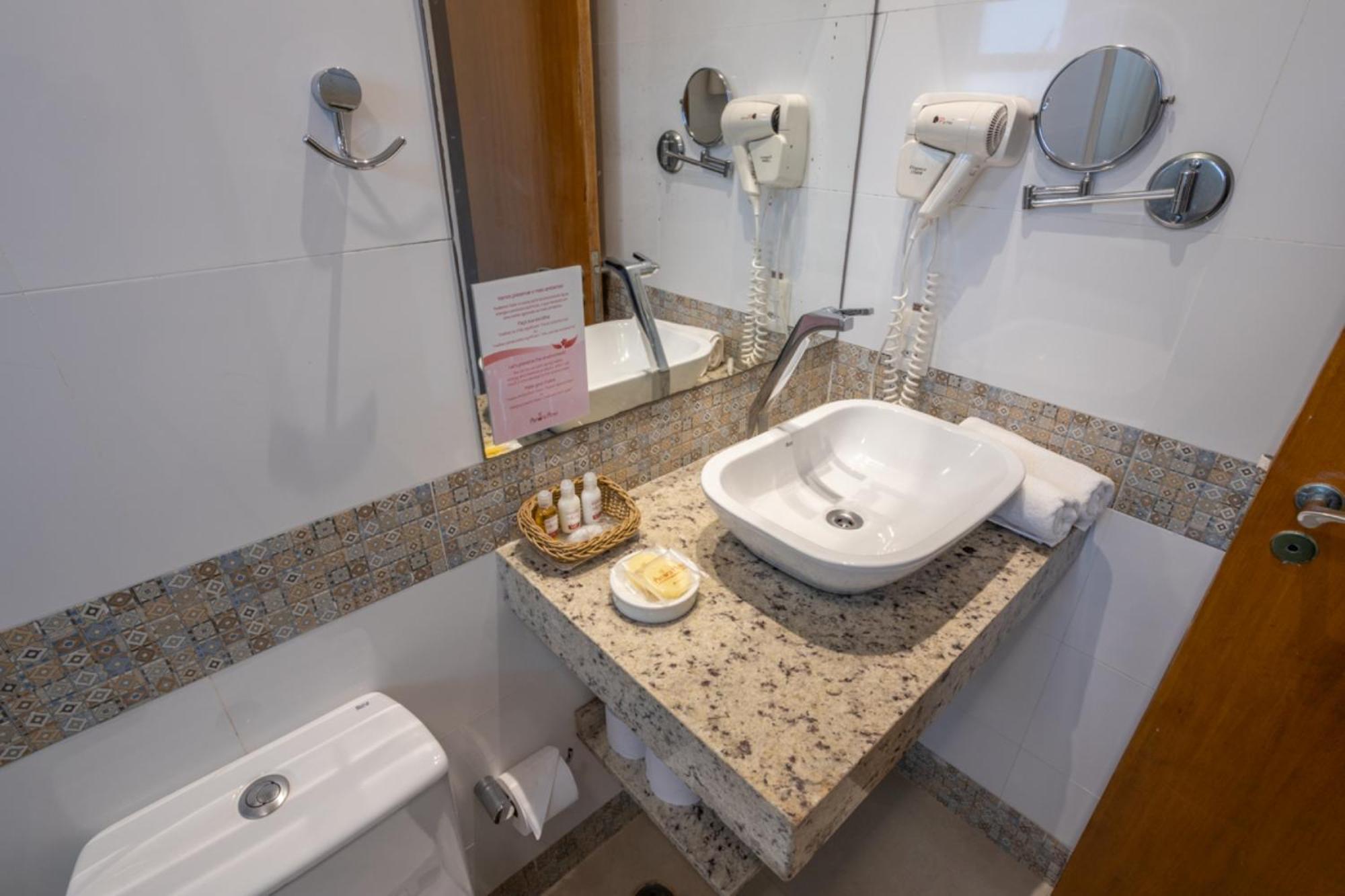 Amora Hotel מרזיאס מראה חיצוני תמונה