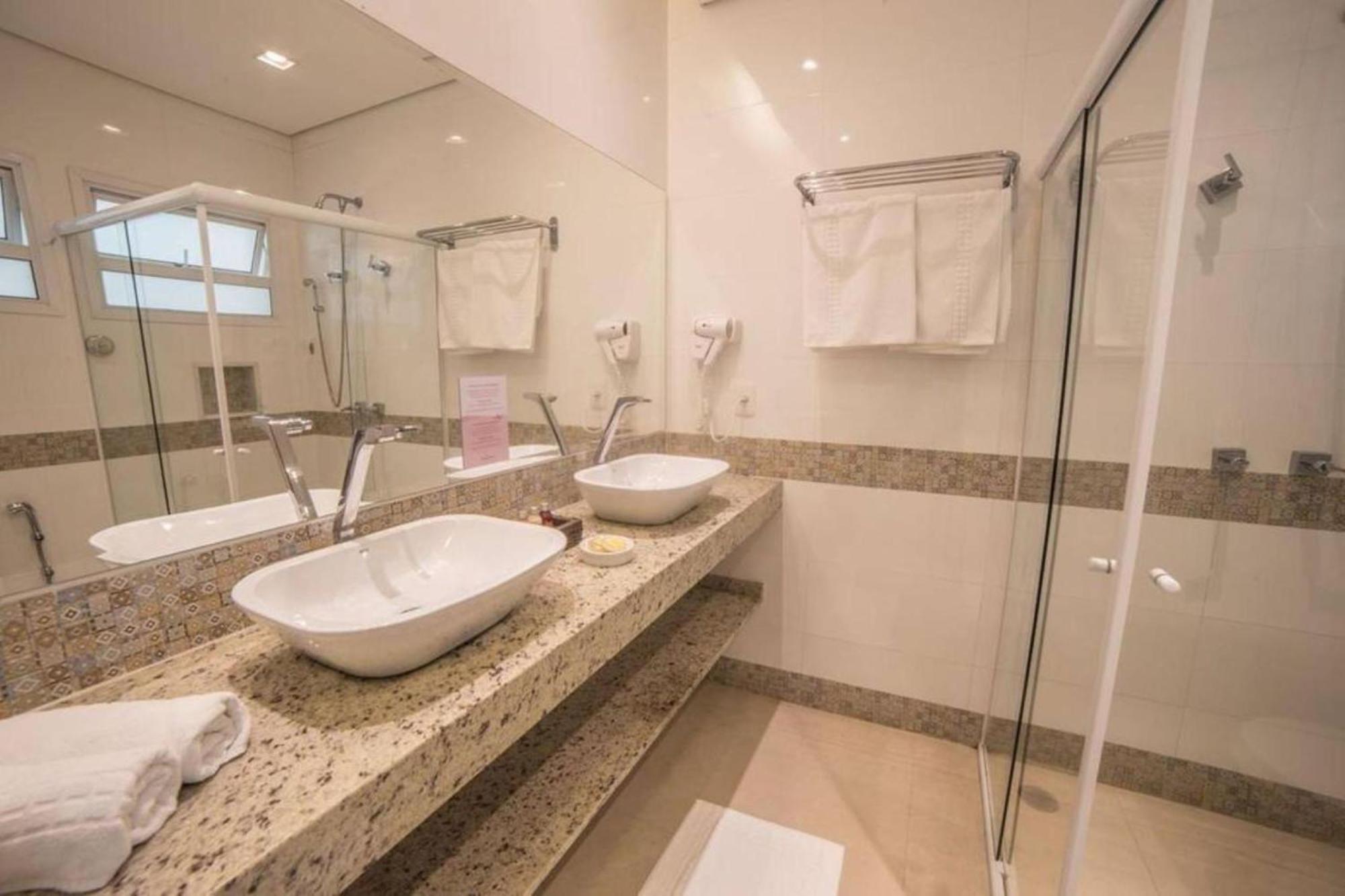 Amora Hotel מרזיאס מראה חיצוני תמונה